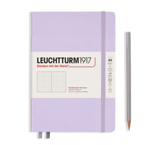 Leuchtturm Leuchtturm Lilac, Medium (A5), 251 p., dotted