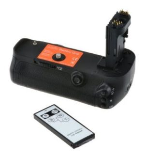 Jupio Jupio Battery Grip for Canon EOS 5D MKIII/ 5Ds/ 5Ds R (BG-E11)
