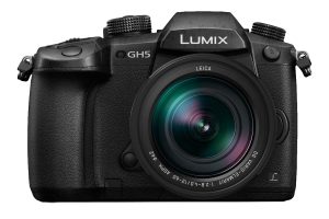 Panasonic Panasonic Lumix DMC-GH5 + Leica 12-60mm F2.8-F4.0 MILC 20,3 MP Live MOS 5184 x 3888 Pixels Zwart