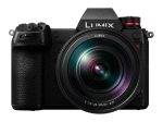 Panasonic Panasonic Lumix S1R + S 24-105mm F4 MACRO O.I.S. MILC 47,3 MP CMOS 6000 x 4000 Pixels Zwart