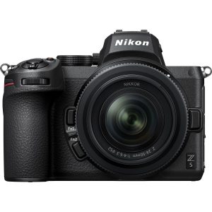 Nikon Nikon Z5 + 24-50 Kit