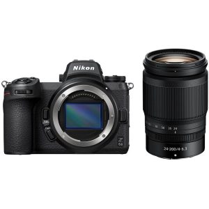 Nikon Nikon Z6 II Kit + 24-200mm F/4.0-6.3 VR