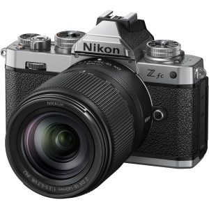 Nikon Nikon Z FC + Nikkor Z DX 18-140 VR